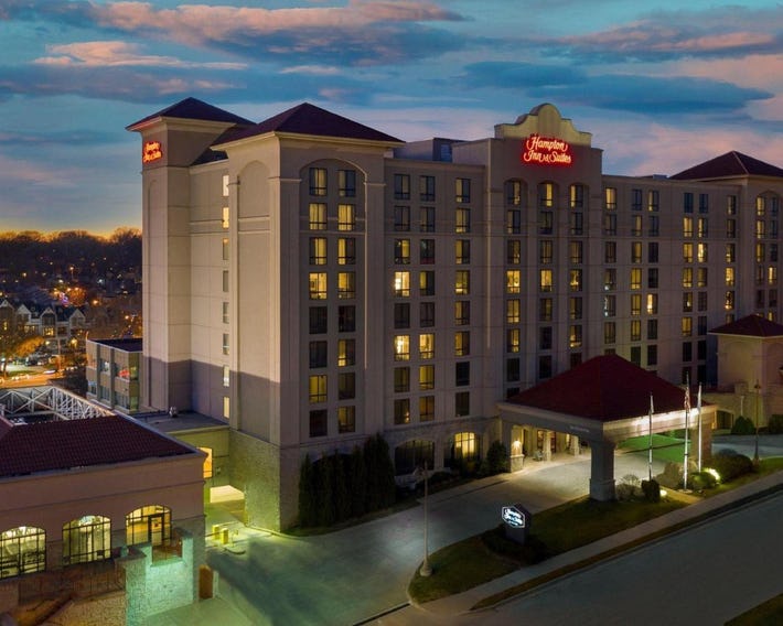 Hampton Inn & Suites Country Club Plaza