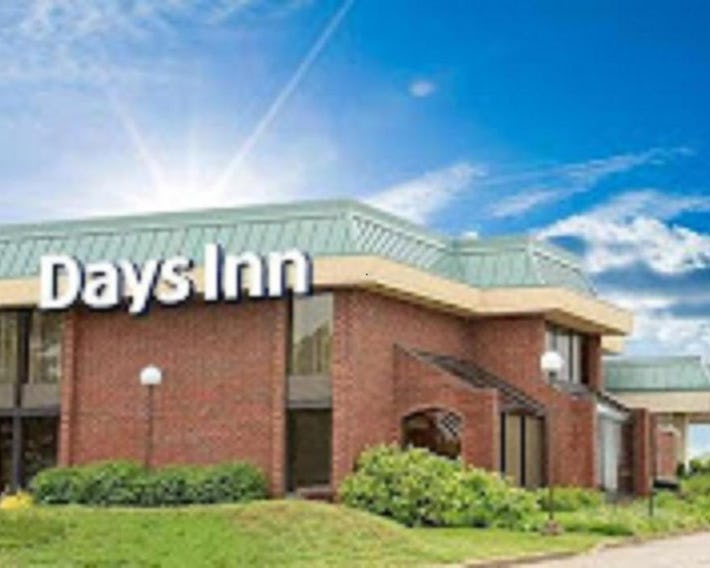 Days Inn by Wyndham Rolla