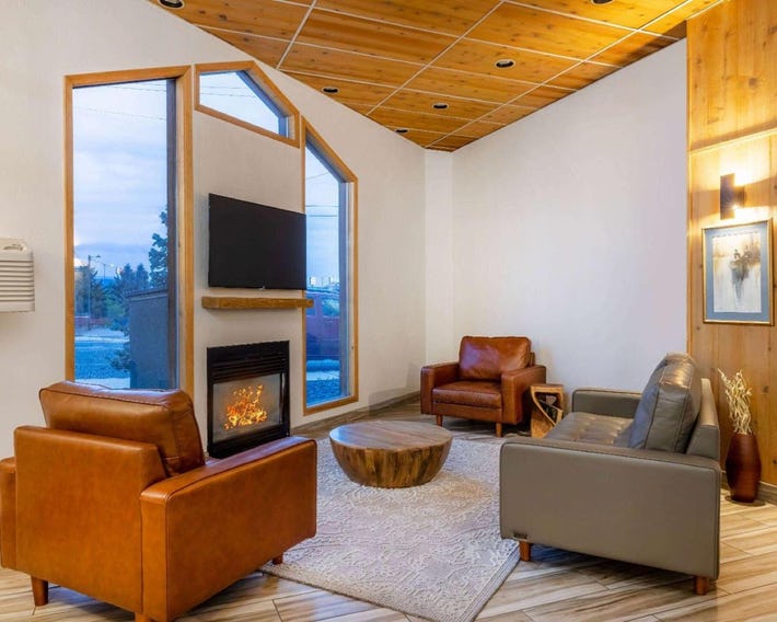 Wingate by Wyndham Butte City Center