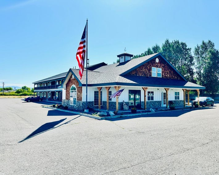 The Beaverhead Lodge