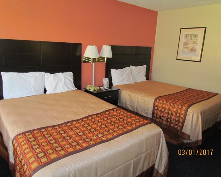 Travelers Lodge Beatrice