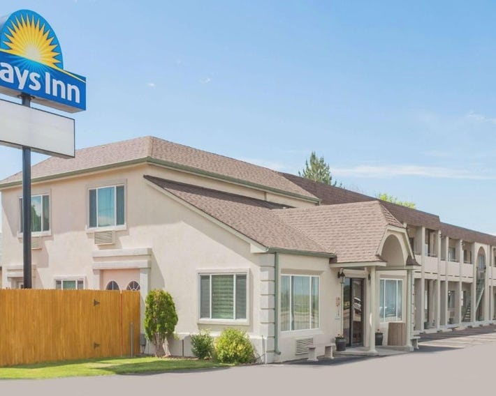 Days Inn by Wyndham Kimball