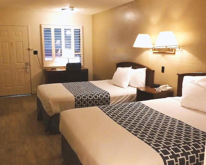 Coratel Inn & Suites by Jasper McCook