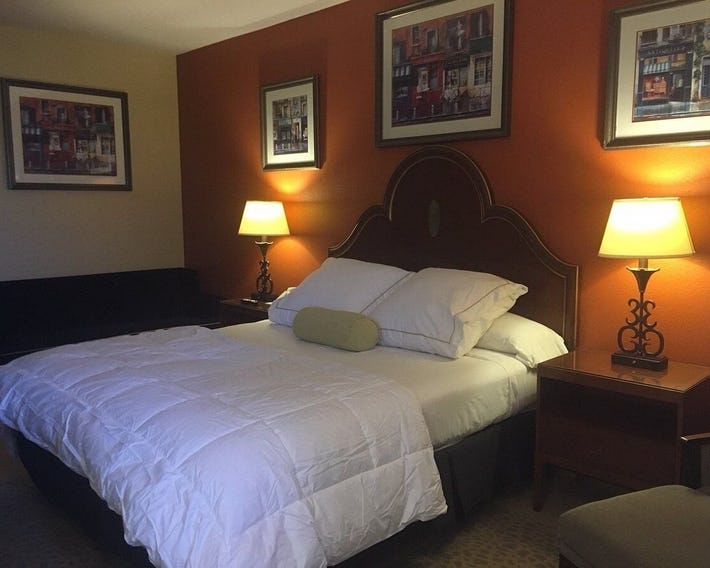Hotel Bay Shore Inn