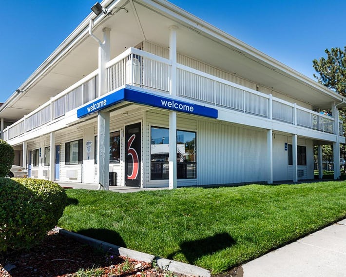 Motel 6-Sparks, NV - Airport - Sparks