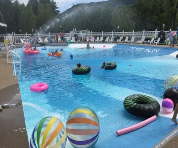 Sky Valley Motel & Cottages