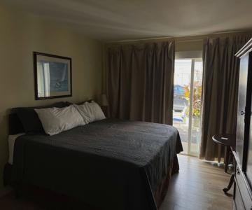Ships Inn Hotel