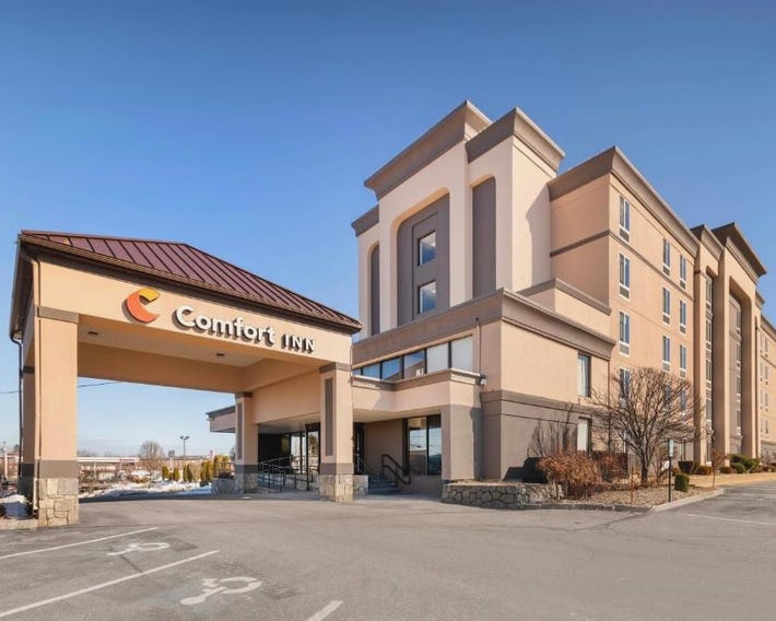 Comfort Inn Manchester Airport