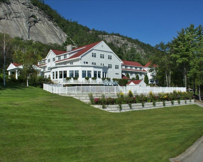 White Mountain Hotel and Resort