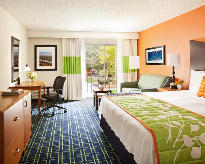 The Querque Hotel