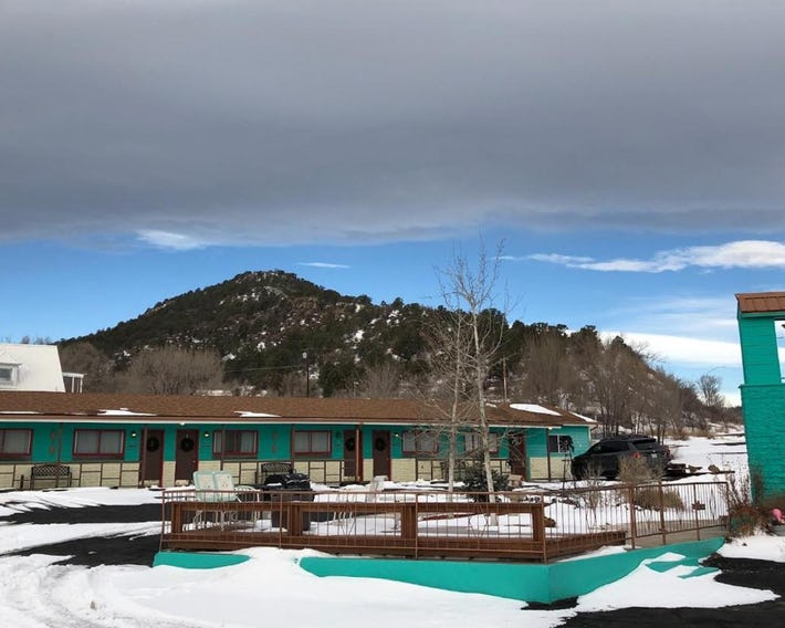 Raton Pass Motor Inn