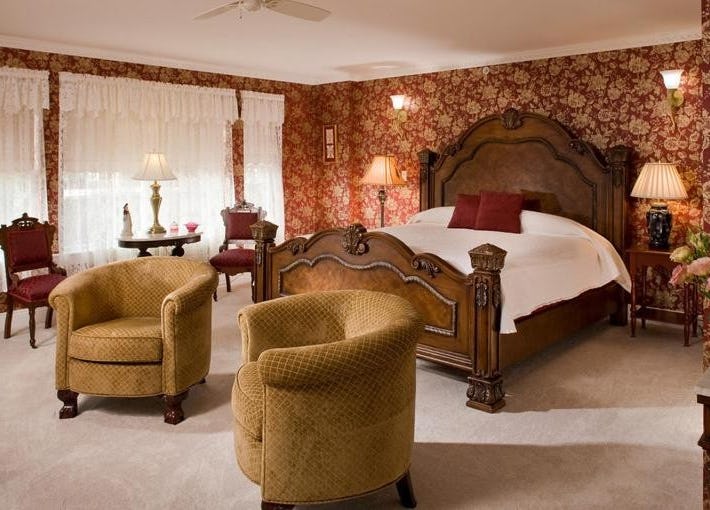 Wilbraham Mansion