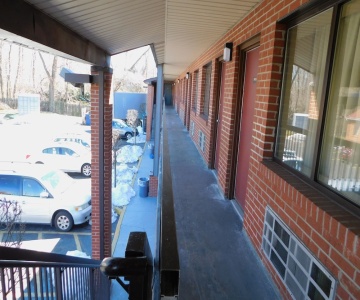 Mounts Motel