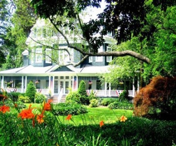 Cedars and Beeches Bed & Breakfast Inn