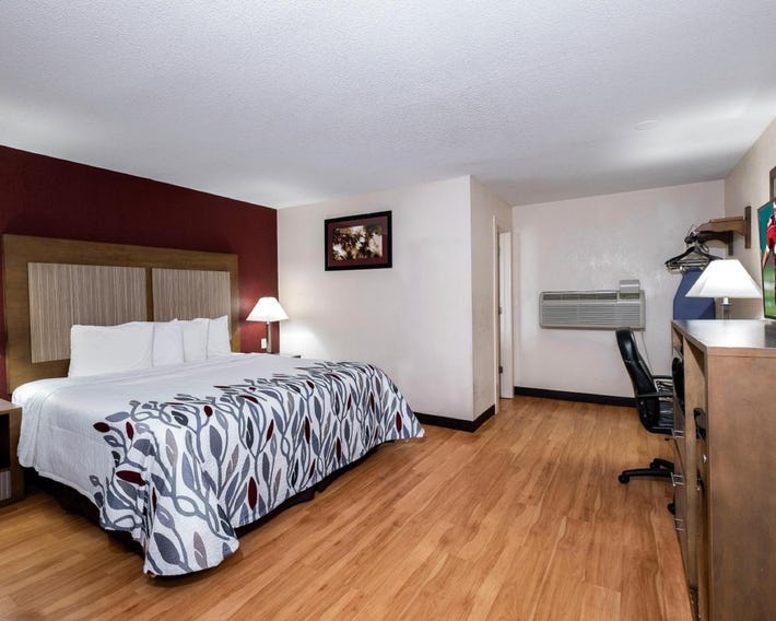 Red Roof Inn Neptune