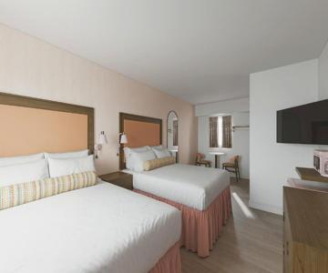 Pink Champagne Boutique Motel