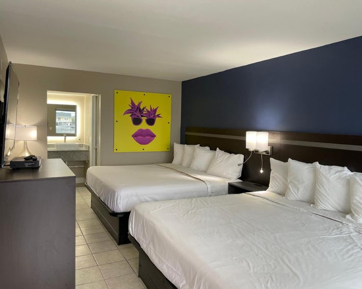 Seaside Sands Inn