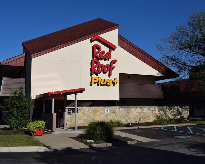 Red Roof PLUS+ University At Buffalo-Amherst