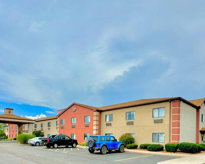 FairBridge Inn & Suites Batavia-Darien Amusement Park