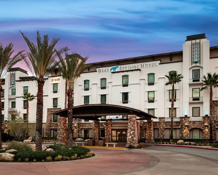 Bear Springs Hotel
