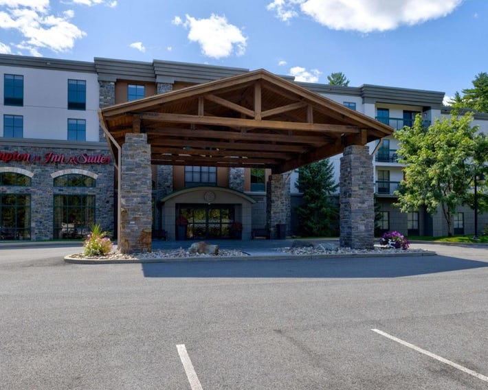 Hampton Inn & Suites Lake George