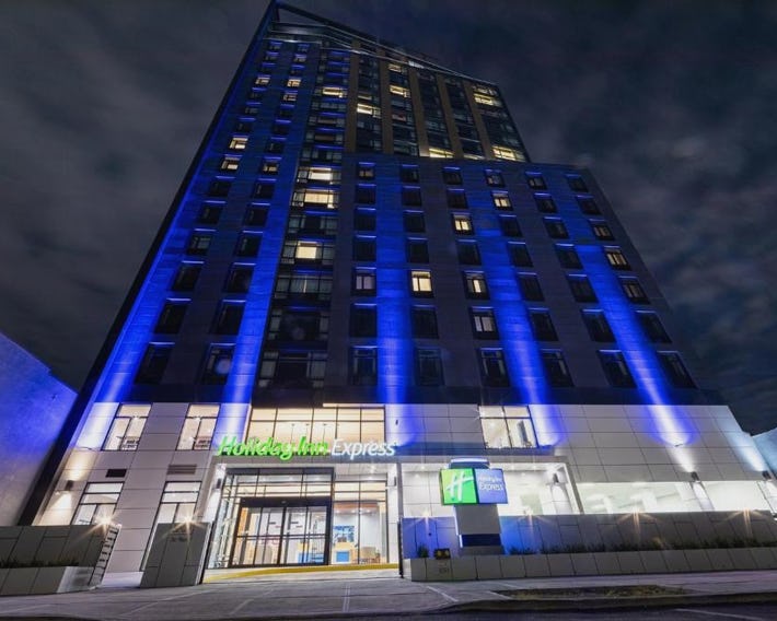 Holiday Inn Express Long Island City E - New York by IHG