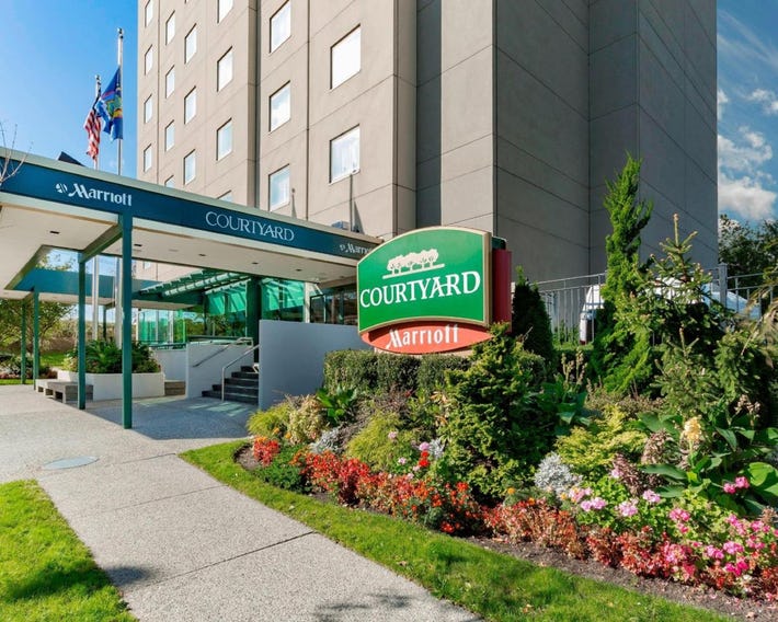 Courtyard New York JFK Airport