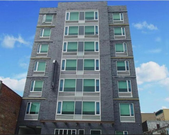 Umbrella Hotel Bronx