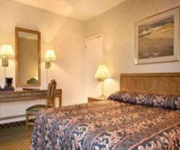 Ramada Plaza JFK