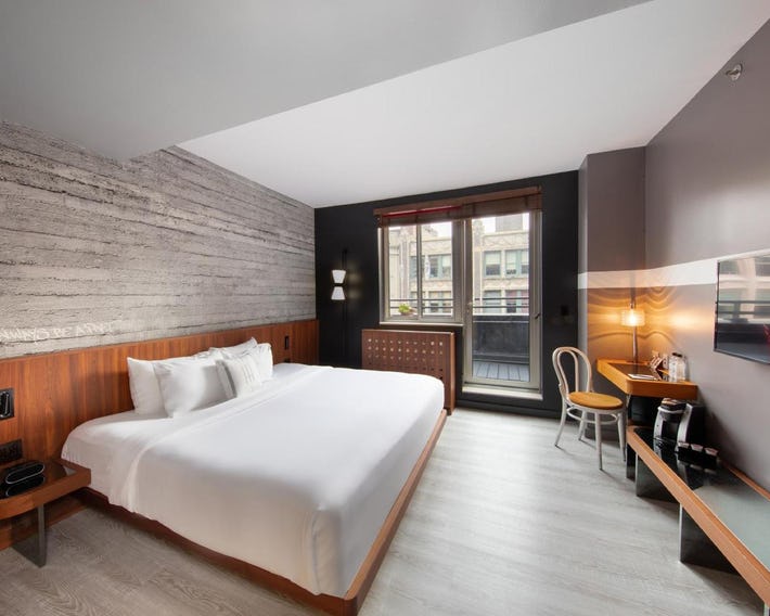 Hotel Sonder Henri on 24