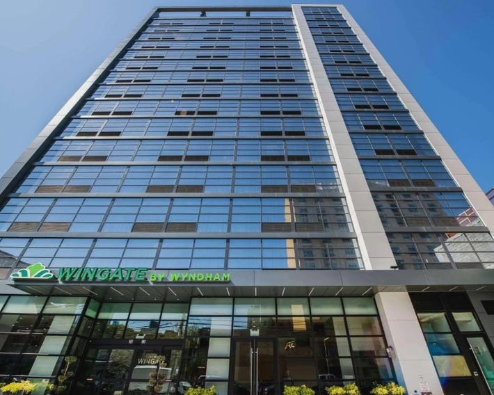Wingate by Wyndham Long Island City
