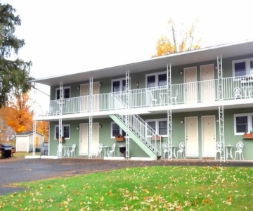 Moore's Motel