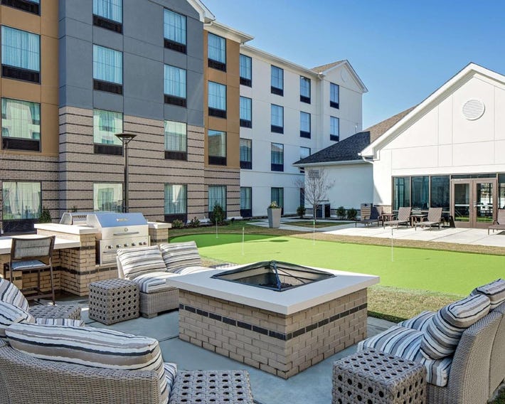Homewood Suites by Hilton Ronkonkoma