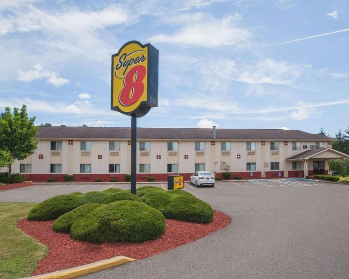 Super 8 by Wyndham Sidney NY