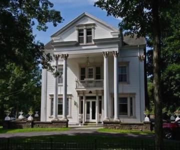 The Queen Of The Catskills B&B