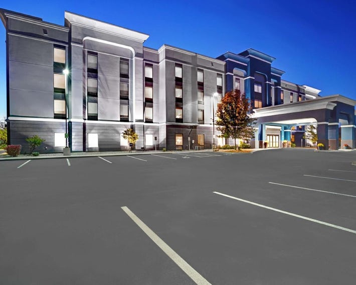 Hampton Inn & Suites Syracuse Dewitt