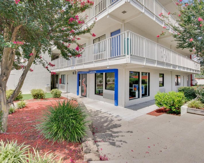 Motel 6-Columbus, OH - West