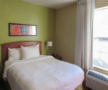 MainStay Suites Columbus Worthington