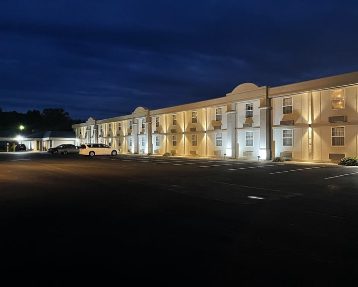 Days Inn by Wyndham Conneaut