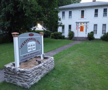 Centennial Inn Bed & Breakfast