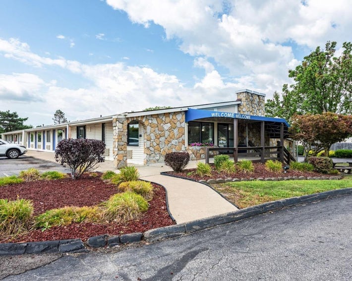 Motel 6 Mansfield