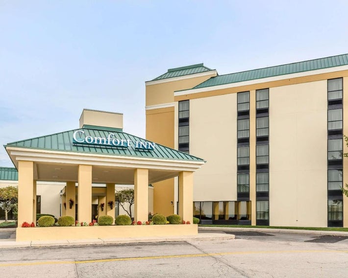 Comfort Inn & Suites Piqua-Near Troy-I75