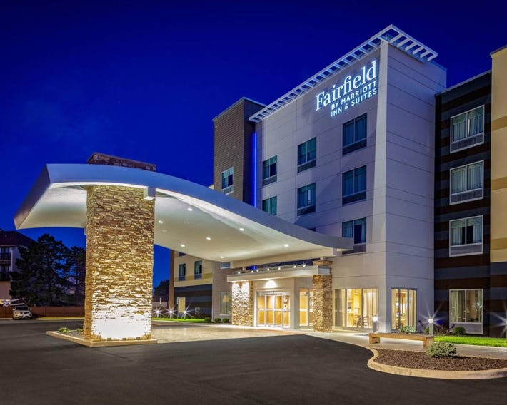Fairfield Inn & Suites Port Clinton Waterfront