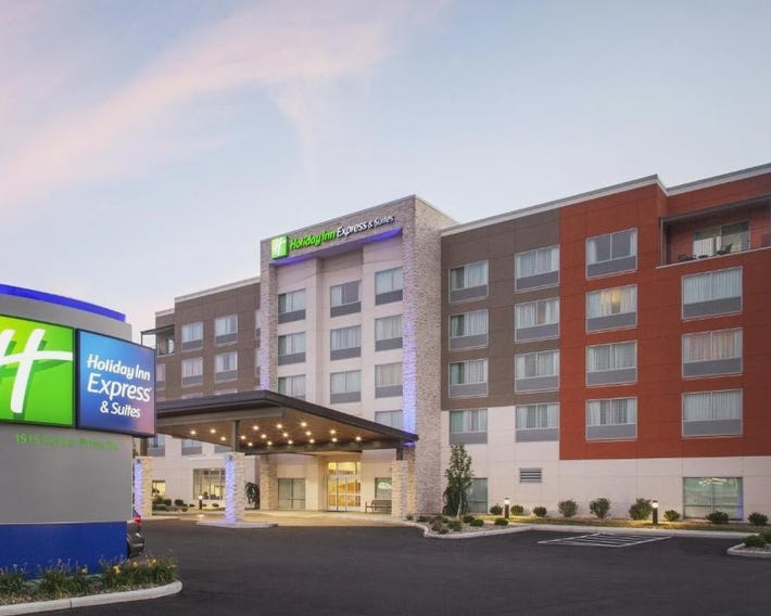 Holiday Inn Express & Suites Sandusky by IHG