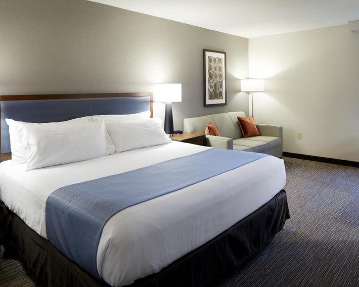 Wingate by Wyndham St. Clairsville/Wheeling