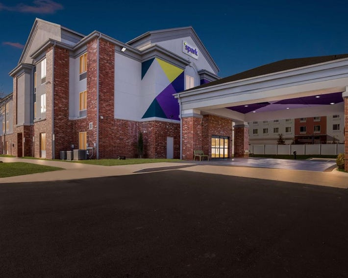 Spark by Hilton Catoosa Tulsa