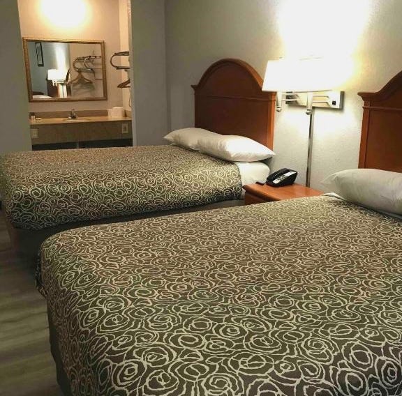 Walnut Inn - Checotah