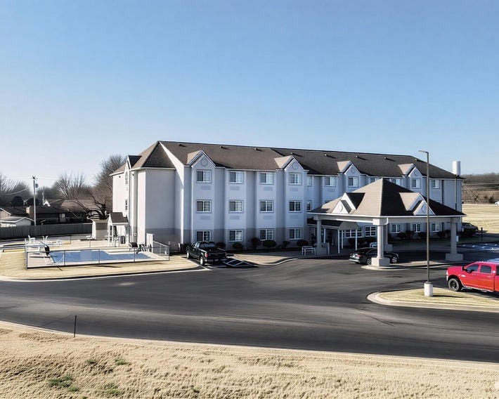 Microtel Inn & Suites by Wyndham Claremore