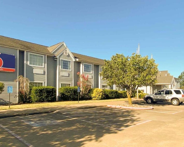 Motel 6 McAlester OK - South