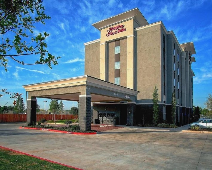 Hampton Inn & Suites-Moore